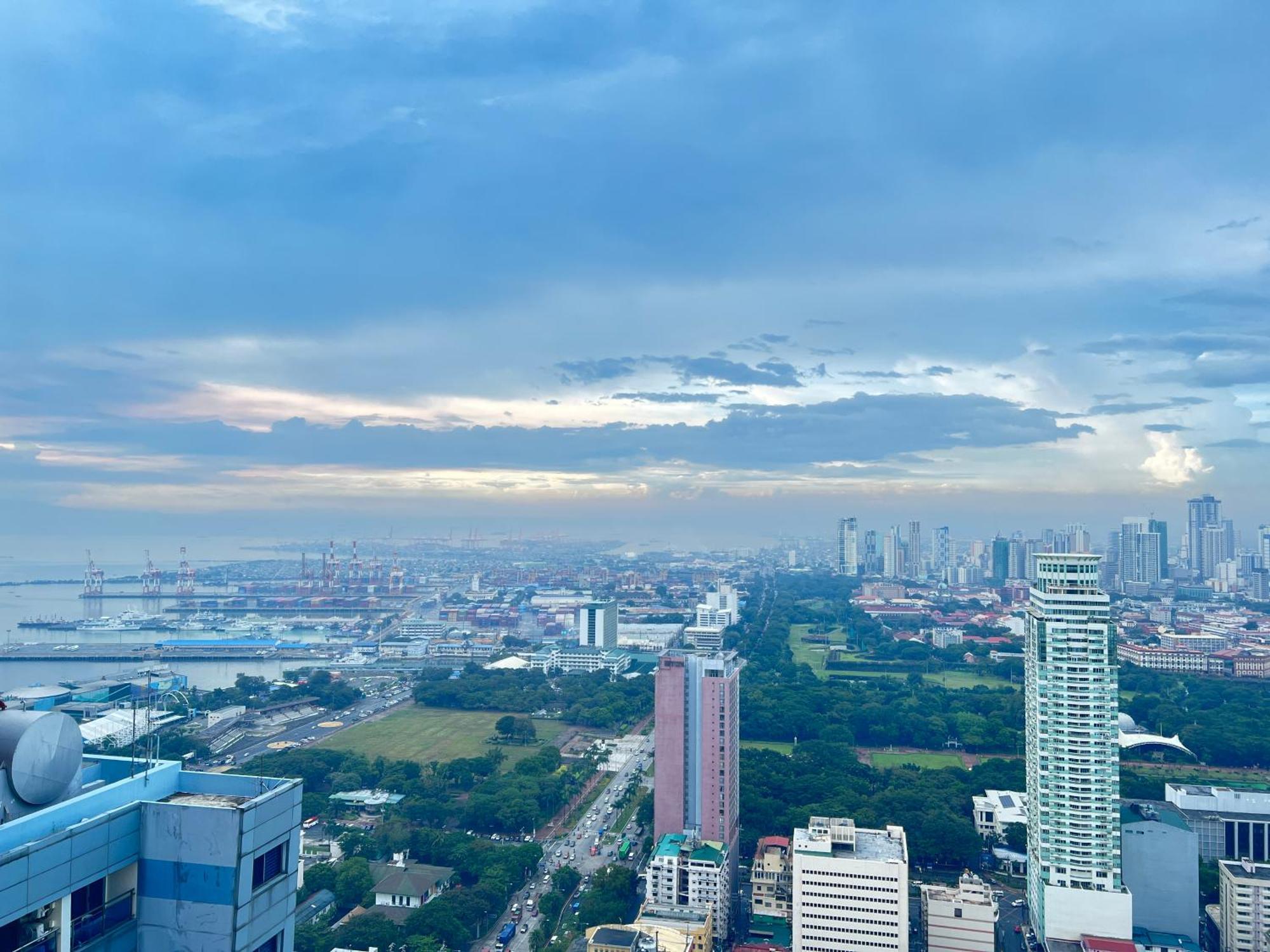 Dreamy Sunset Bay Aparthotel มะนิลา ภายนอก รูปภาพ