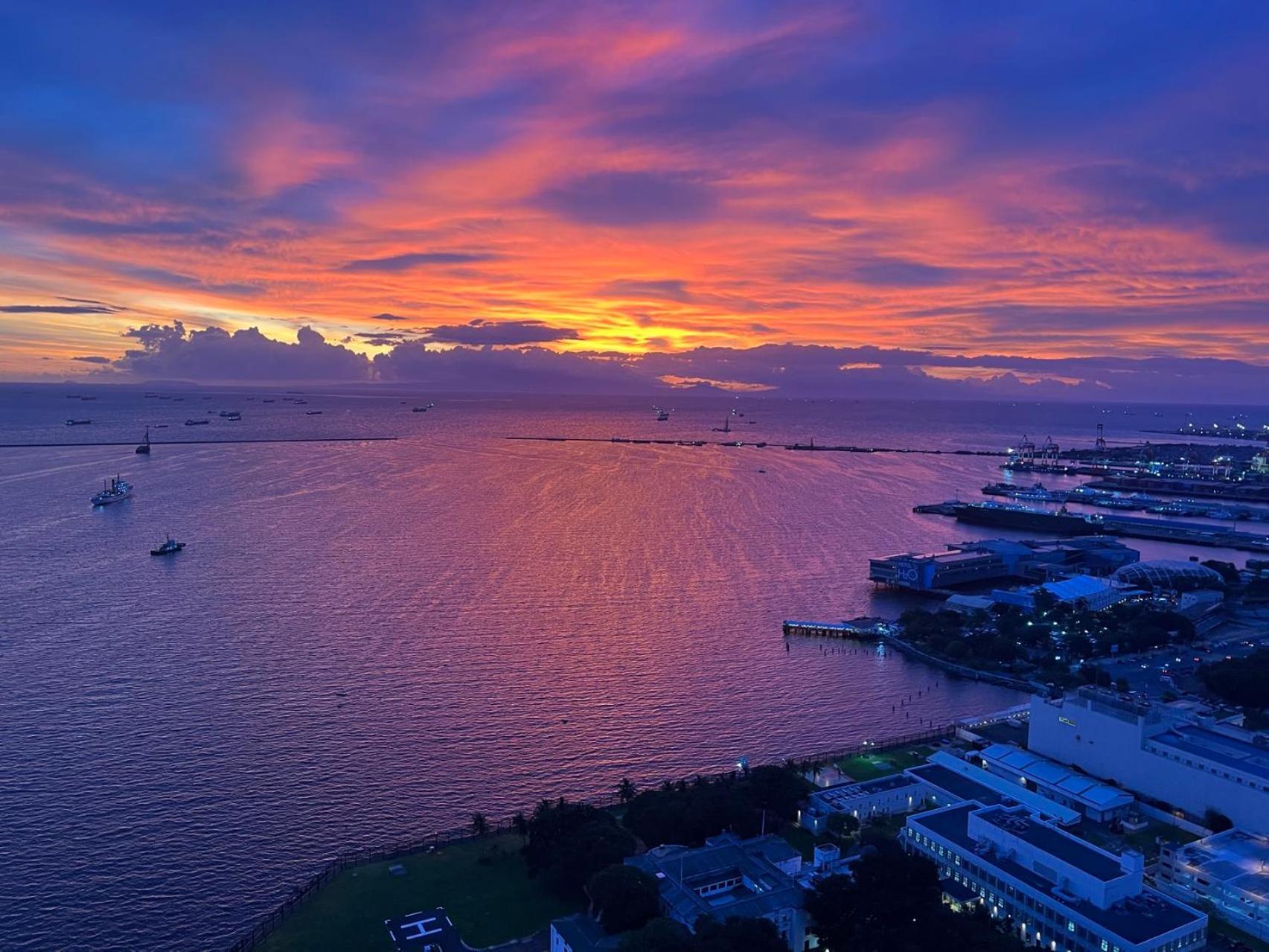 Dreamy Sunset Bay Aparthotel มะนิลา ภายนอก รูปภาพ